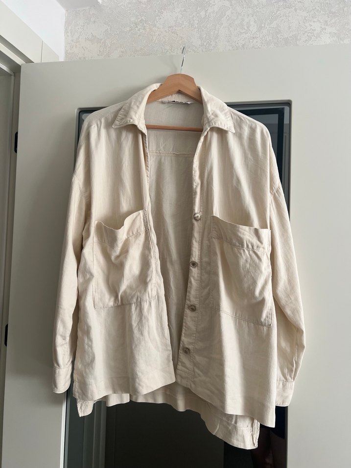 Krem Renk Düğmeli Kadın Gömlek - Görsel 3