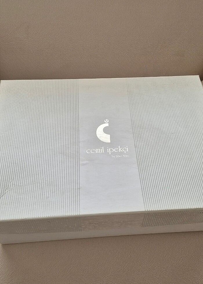 Cemil ipekçi Yatak örtüsü - Görsel 3