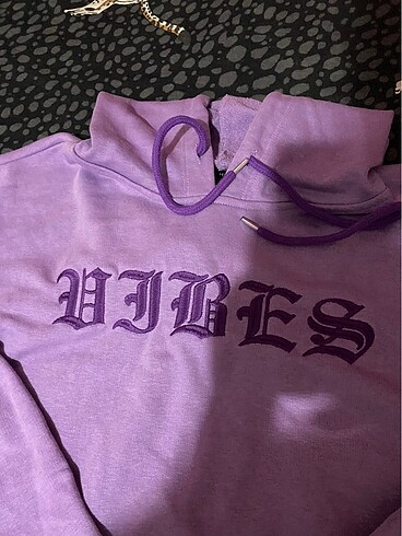 Zara Sweatshirt