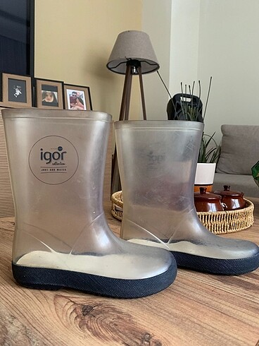 İgor şeffaf çizme