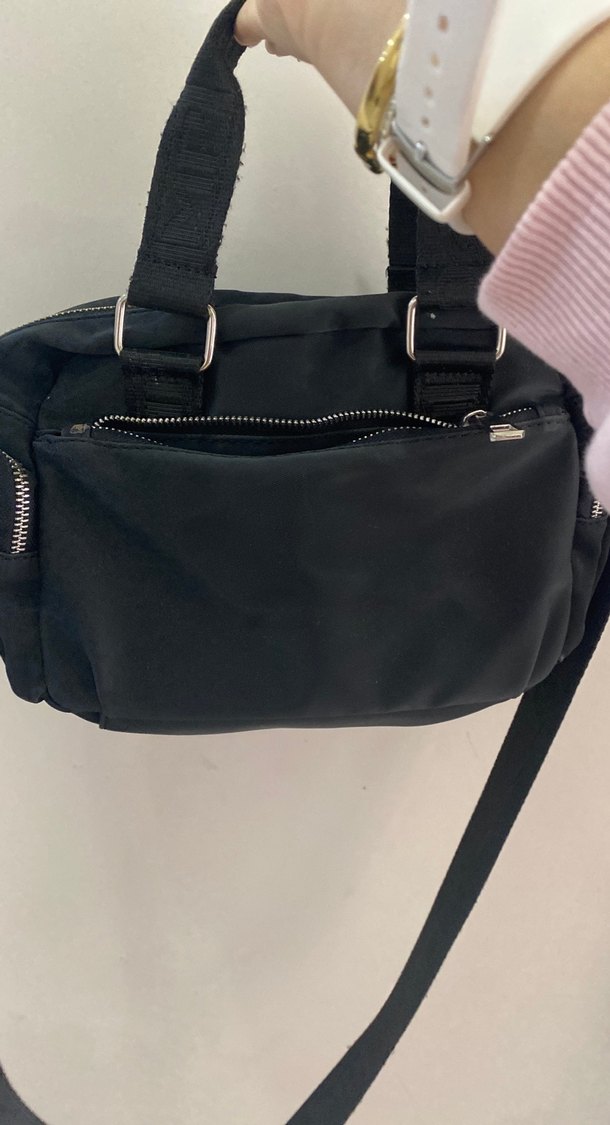 Siyah Fermuarlı Kadın Çanta - Görsel 2