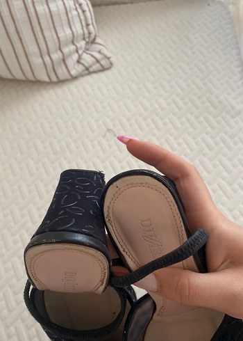 Siyah Yılan Desenli Tokalı Topuklu Kadın Ayakkabı - Görsel 3