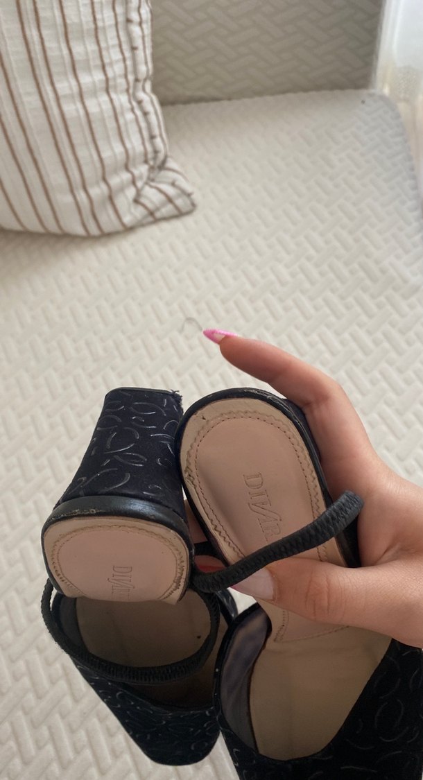 Siyah Yılan Desenli Tokalı Topuklu Kadın Ayakkabı - Görsel 3