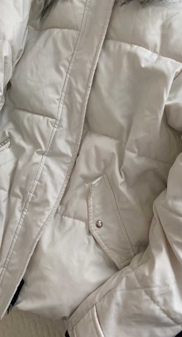 Beyaz Kürklü Kadın Kışlık Mont - Görsel 3