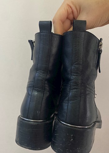 Tokalı Siyah Deri Biker Bot - Görsel 3