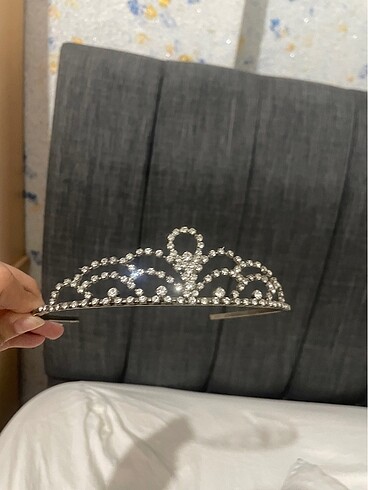 Tasarımcı Prenses Tacı Gümüş Parlak Taşlı Taç