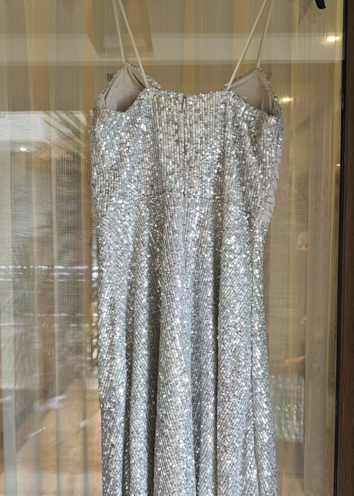 Gümüş Payetli Abiye Elbise - Görsel 2