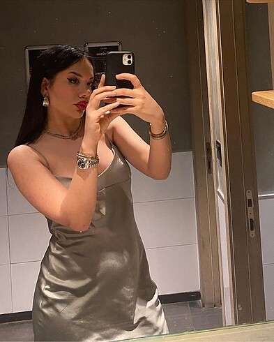 m Beden Gece elbisesi