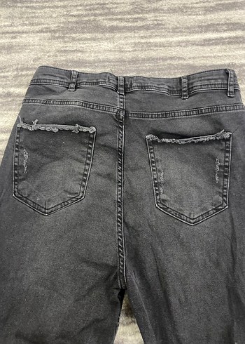 Gri Yırtık Bol Kesim Kadın Kot Pantolon - Görsel 4