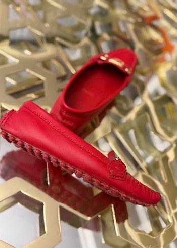 Klasik Kırmızı Deri Tokalı Kadın Babet - Görsel 5