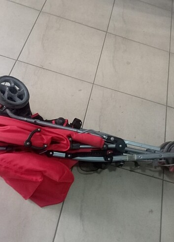 9- 18 kg Beden kırmızı Renk Babay Plus bebek arabasi