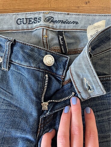 27 Beden Guess Premium Jean