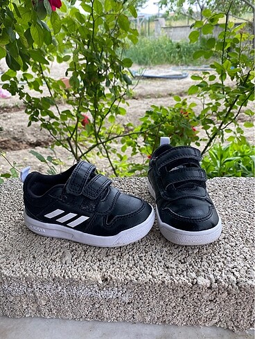 Adidas Orjinal adidas bebek spor ayakkabı