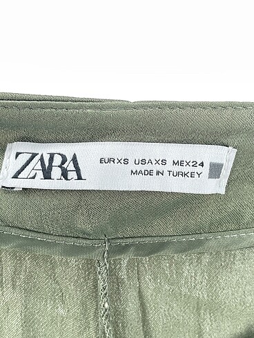 xs Beden yeşil Renk Zara Düz Kesim %70 İndirimli.