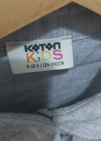 Gri Fırfırlı Uzun Çocuk Gömlek - Görsel 5