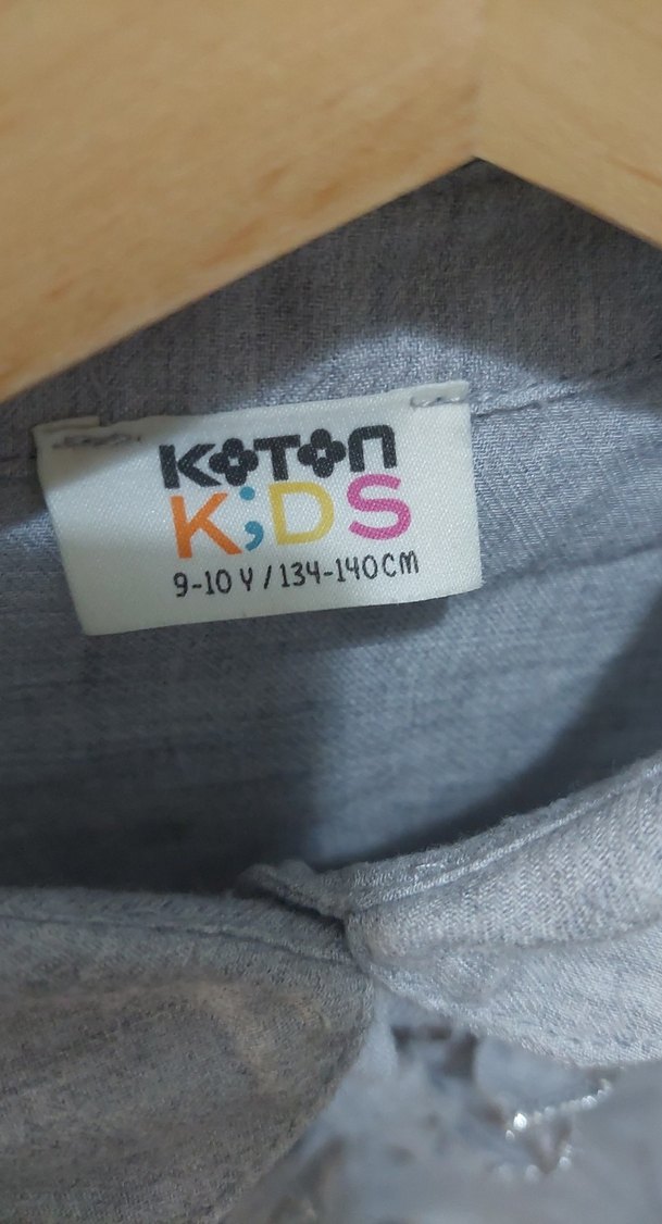 Gri Fırfırlı Uzun Çocuk Gömlek - Görsel 5