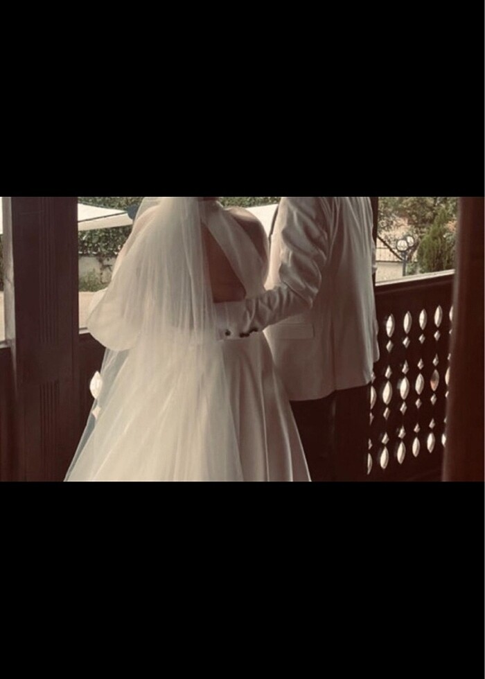 İşlemeli saten  gelinlik - Görsel 3