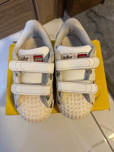 23 Beden Lego Adidas süperstar