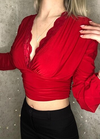 Diğer Kırmızı Dantelli Bluz