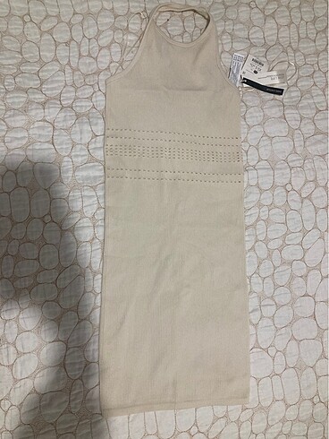 bershka elbise