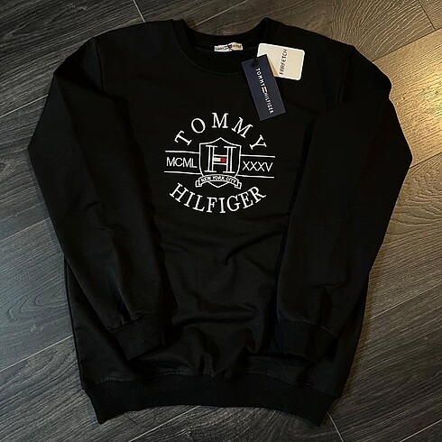 Siyah sweat