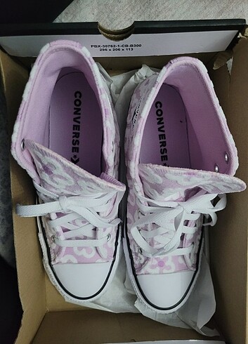 38 Beden Converse Çiçekli Lila Kadın Ayakkabı