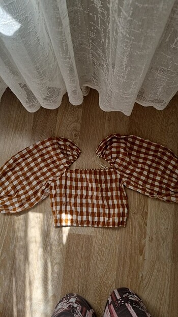 Bershka 26 beden balon kol bluz