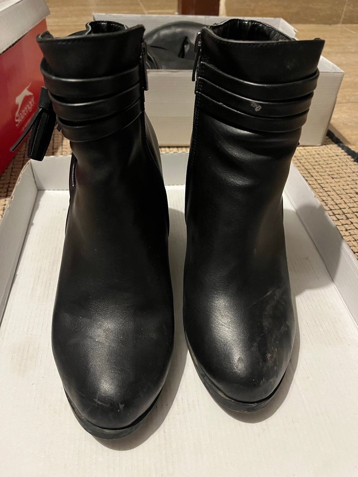 Kadın Siyah Deri Tokalı Topuklu Bot - Görsel 5