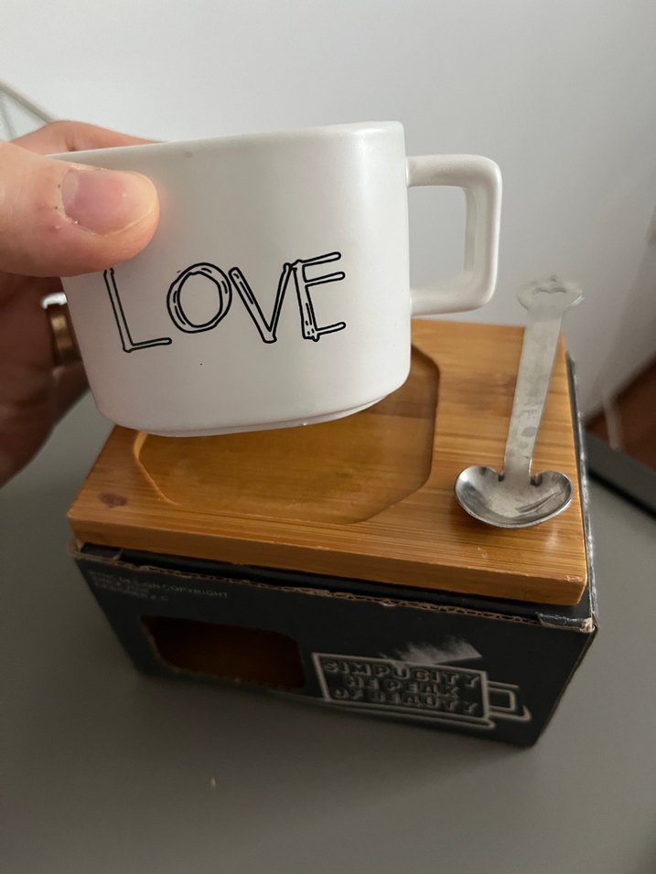 Beyaz kupa mıknatıslı kaşığı var - Görsel 2