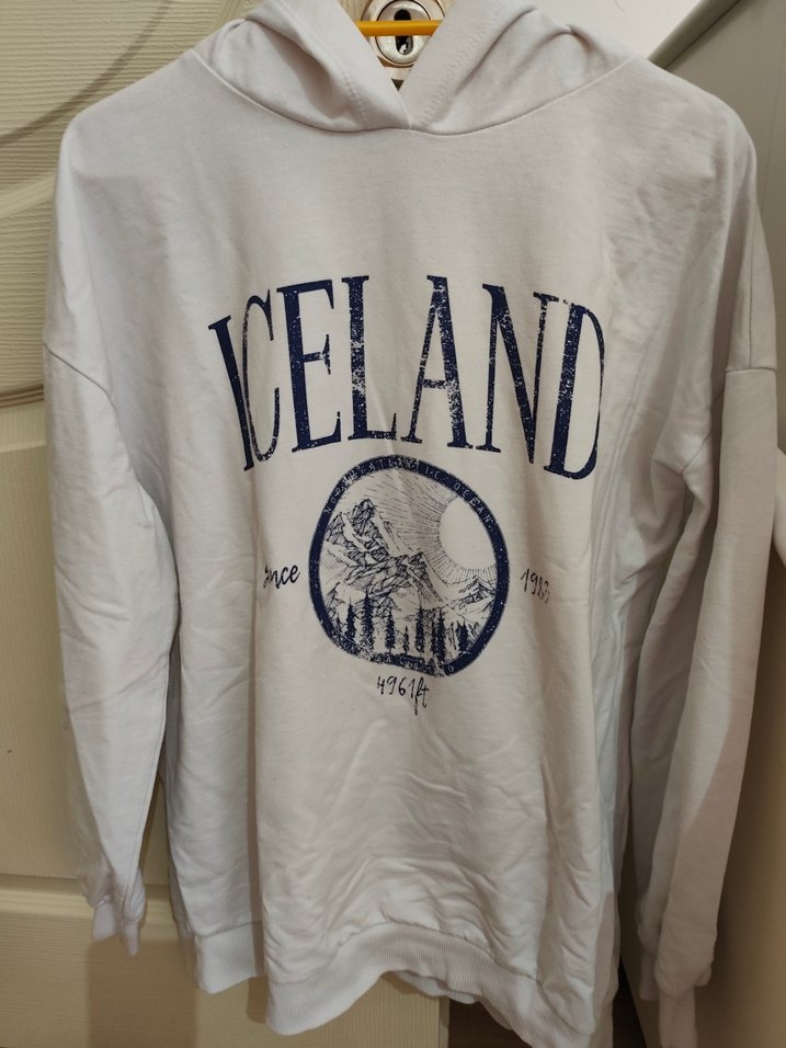 Kapüşonlu Beyaz Baskılı Kadın Sweatshirt - Görsel 3