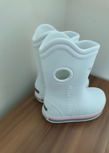 Kızlar için Beyaz Lastik Botlar - Görsel 3