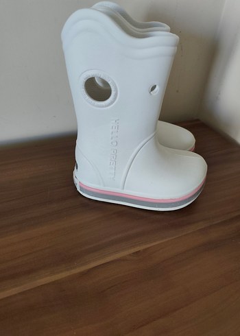 Kızlar için Beyaz Lastik Botlar - Görsel 2