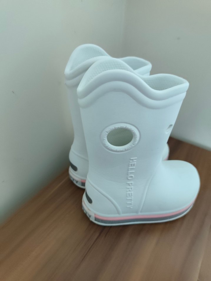 Kızlar için Beyaz Lastik Botlar - Görsel 3