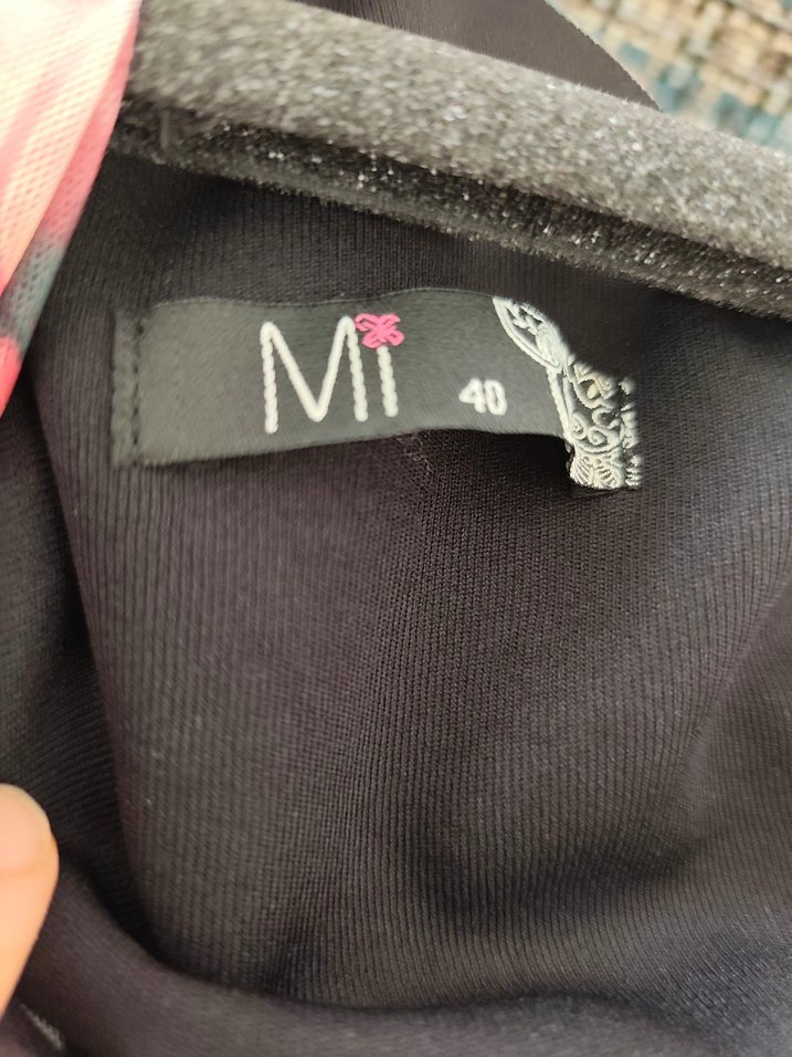 Çiçek Desenli V Yakalı Midi Elbise - Görsel 5