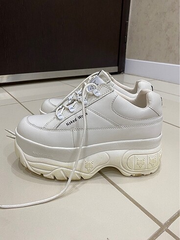 38 Beden beyaz Renk naked wolfe sneakers