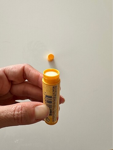 Beden Burt's Bees Dudak Nemlendirici