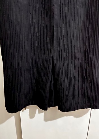 Seçil Siyah Pilili Midi Keten Etek - Görsel 3