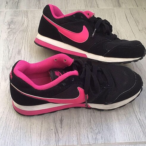 Nike spor pembe ayakkabı orijinal