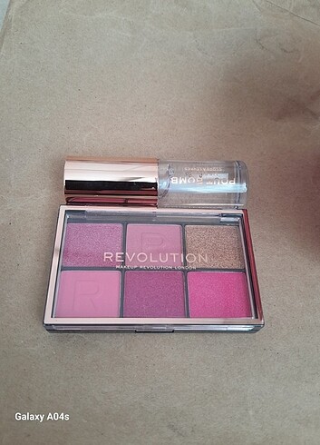 Beden Revolution mini far paletib ve gloss