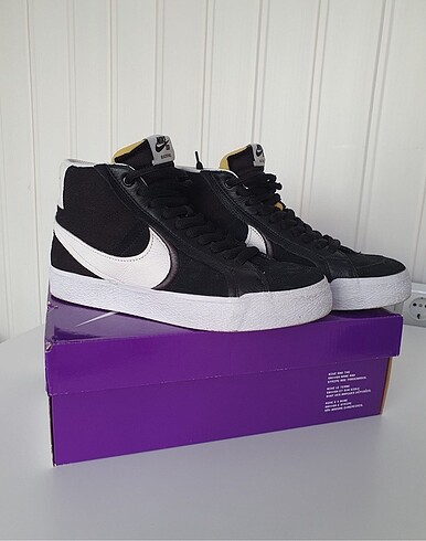 Nike blazer