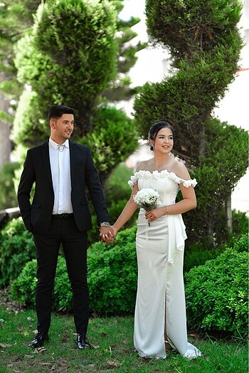 Beyaz saten nikah özel gün elbisesi