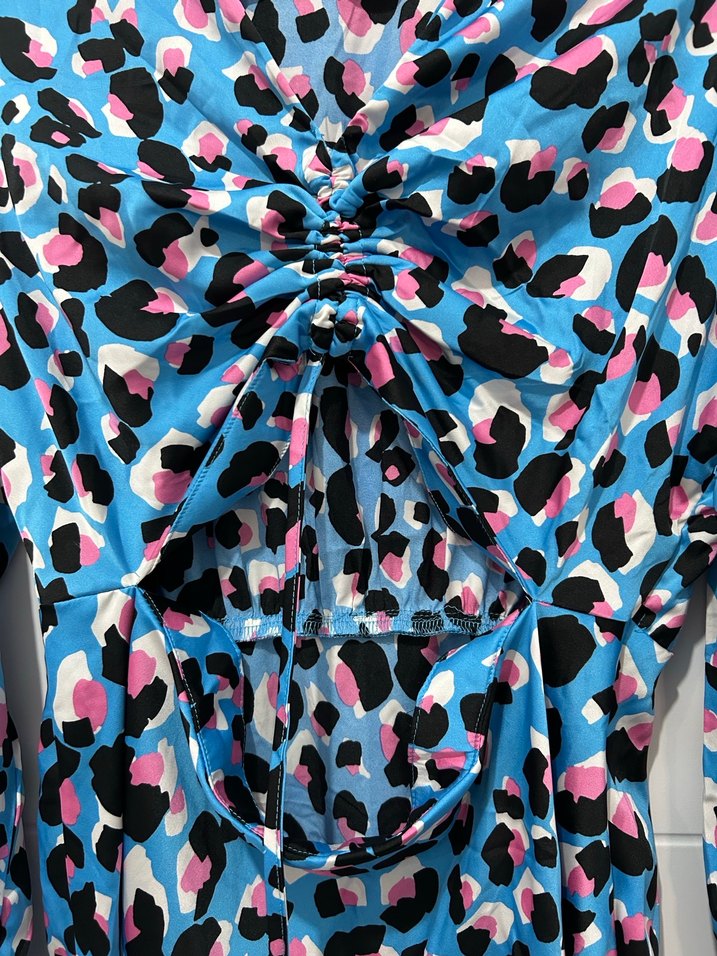Uzun Kollu Mini Leopar Desenli Elbise - Görsel 3