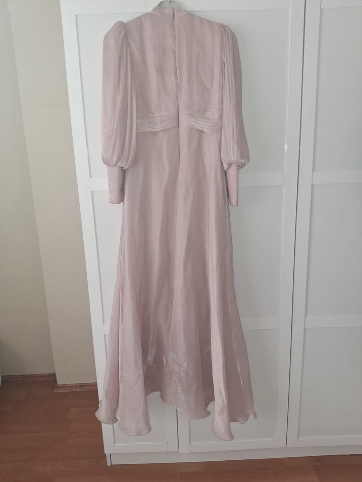 Pudra pembesi uzun tesettür abiye elbise - Görsel 3