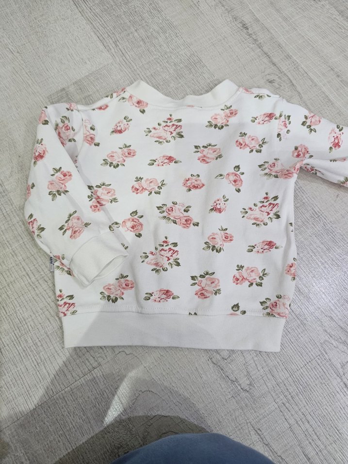 Beyaz Çiçek Desenli Düğmeli Kız Hırka - Görsel 5