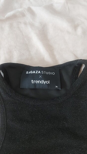 s Beden Sagaza x trendyol isiltili crop