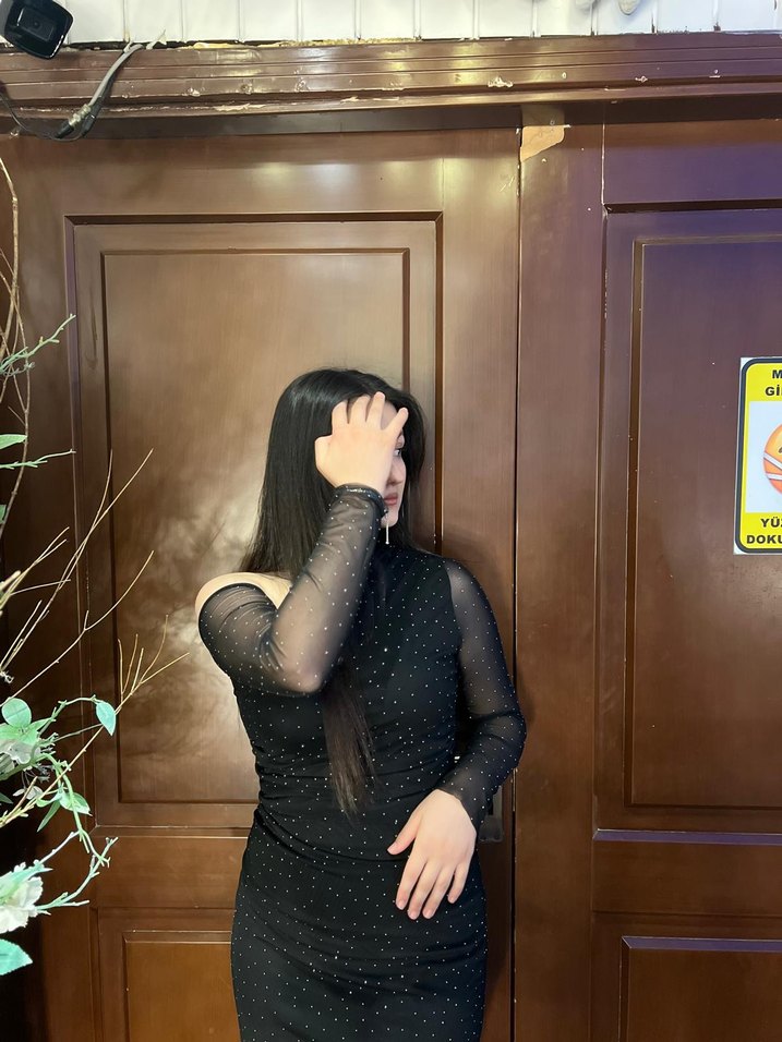 Uzun Kollu Siyah Payetli Straplez Elbise - Görsel 2