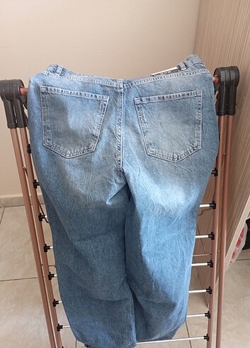 LC Waikiki Boyfrıend mavi jeans etiketli hiç kullanılmadı