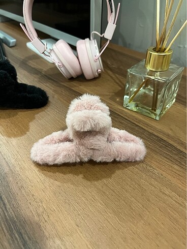 Peluş toka
