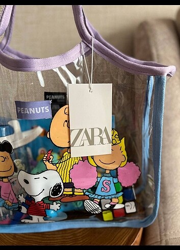 Zara Snoppy Şeffaf Çanta
