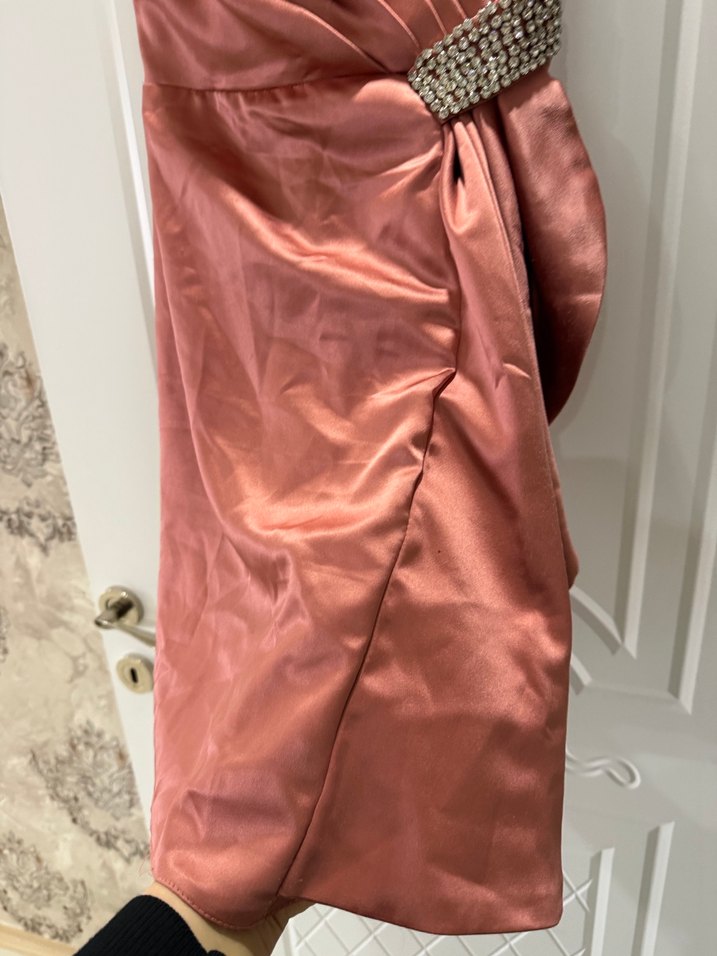 Parlak Mini Drapeli Abiye Elbise - Görsel 4